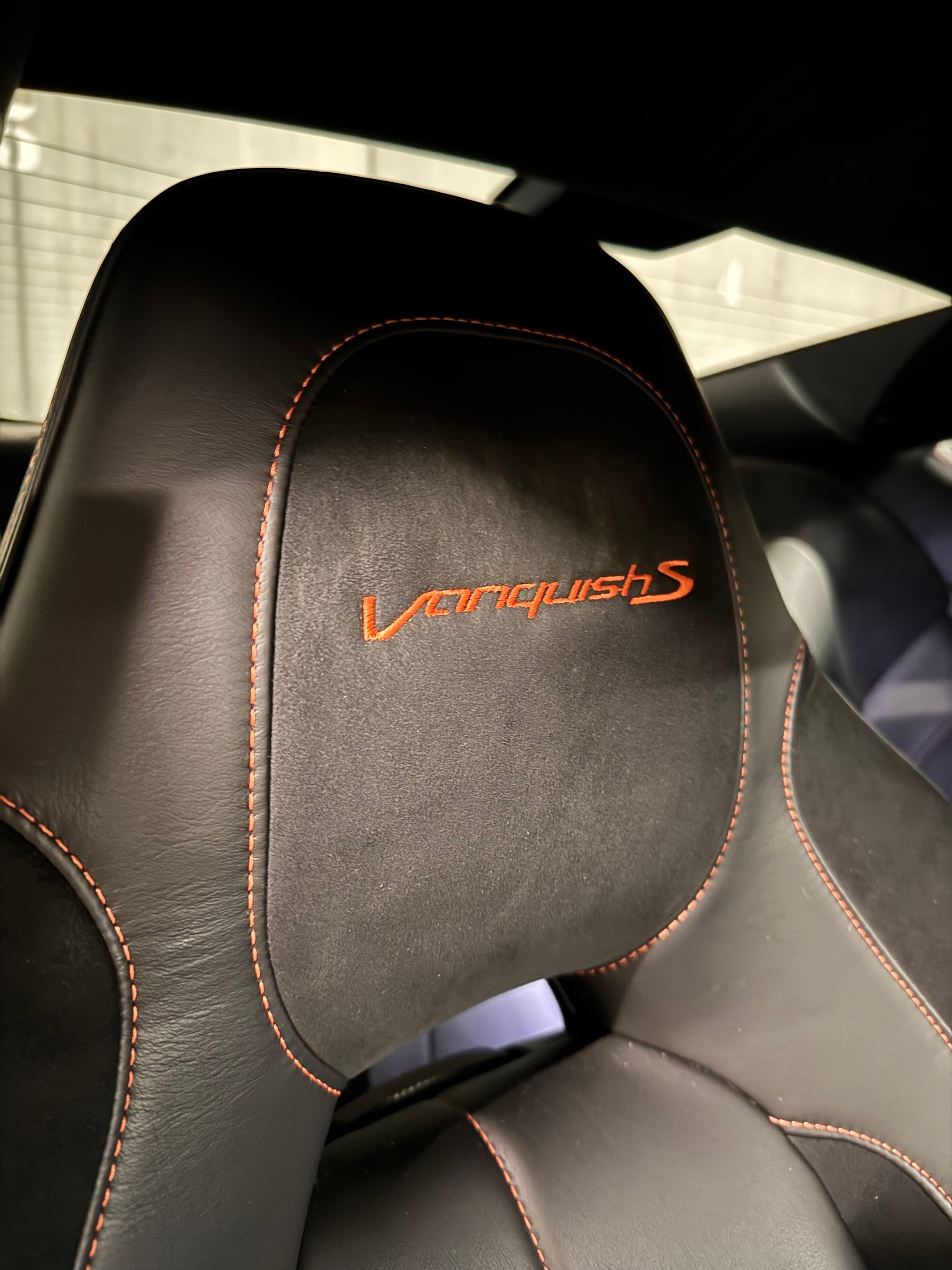 ASTON MARTIN Vanquish S-image-3