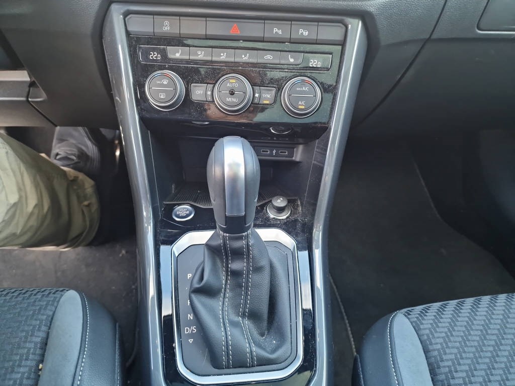 VW T-Roc 1.5 TSI R-LINE Sport DSG-image-10