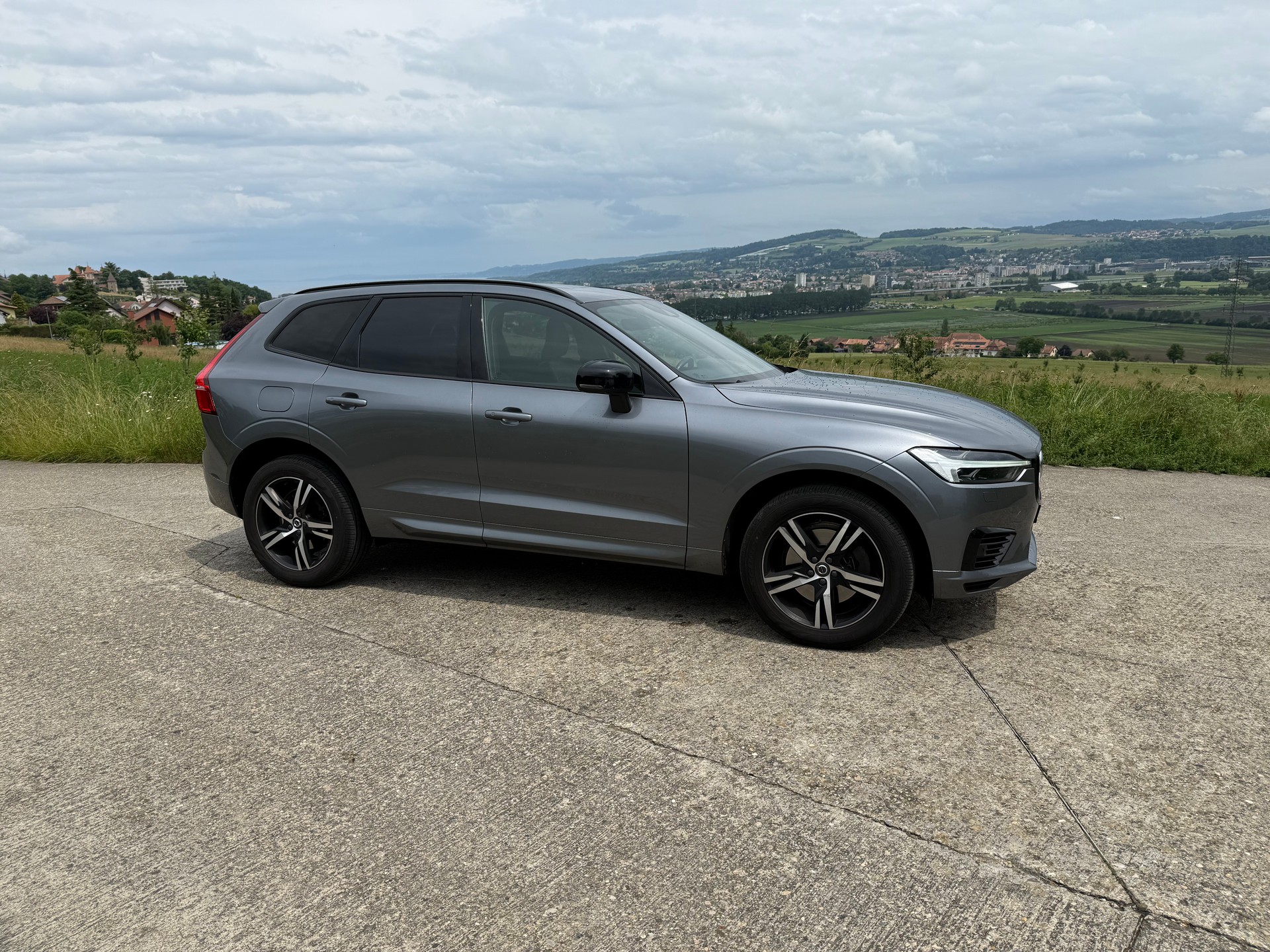 VOLVO XC60 T6 eAWD R-Design Geartronic-showroom-element-2