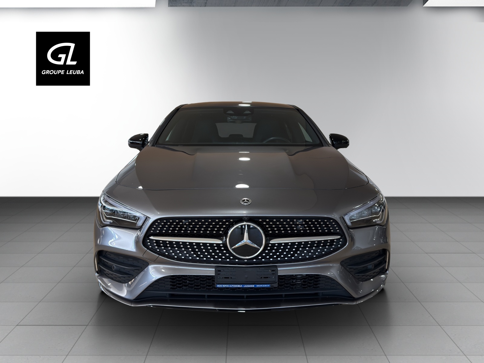 MERCEDES-BENZ CLA Shooting Brake 200 AMG Line 7G-DCT-showroom-element-1