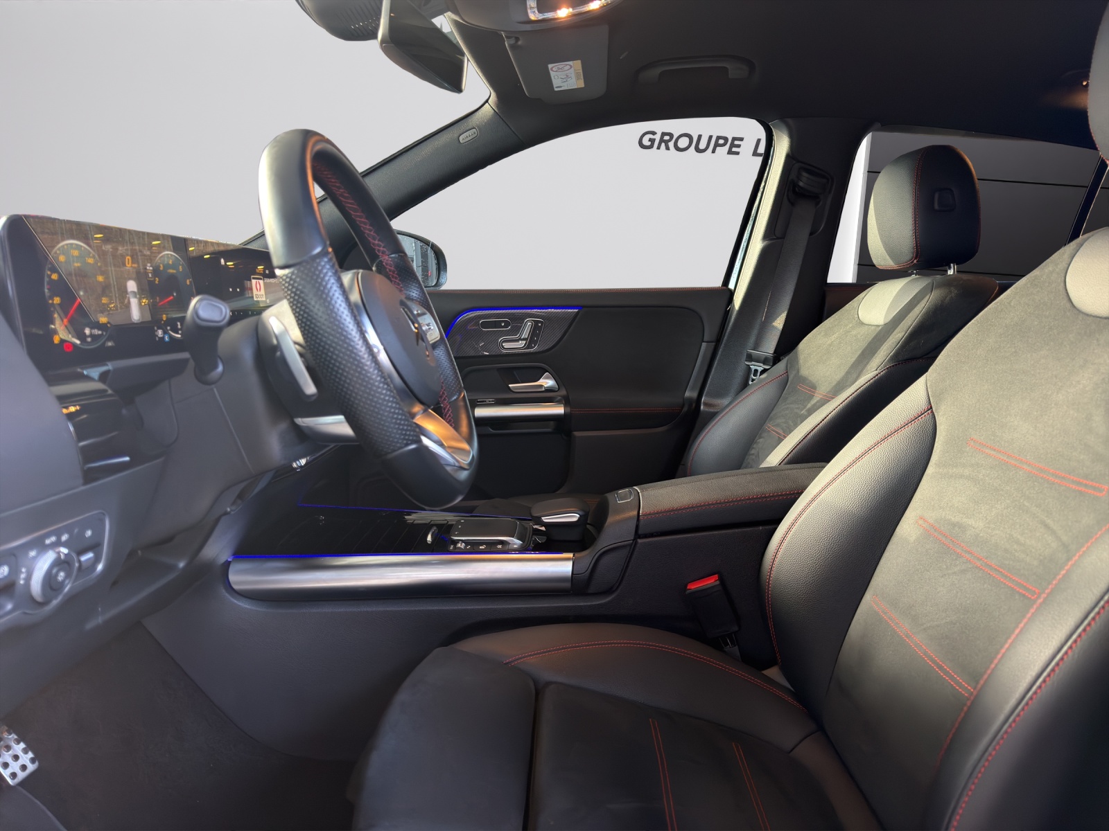 Image MERCEDES-BENZ GLA-200 GLA 200 4M AMG Line 8G-D