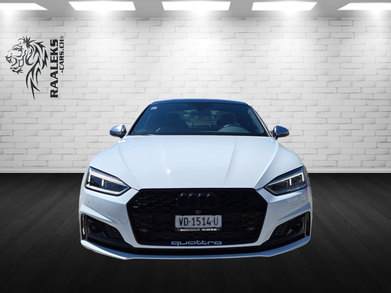 AUDI S5 Quattro S-Tronic-showroom-element-2