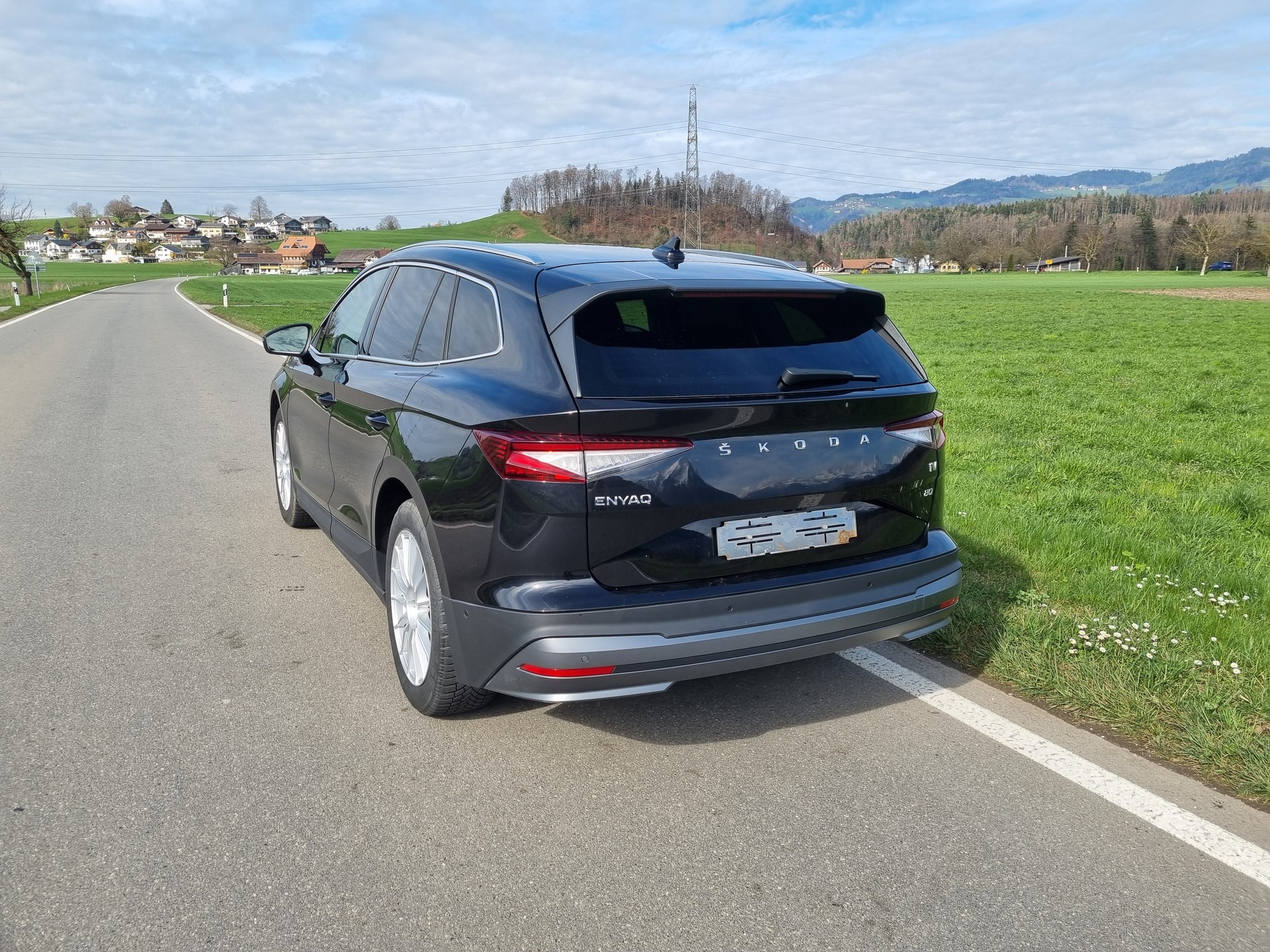 SKODA Enyaq iV 80 Ultra inkl. Anhängerkupplung 8-fach Rad mit Batterietest Gesundheitszustand perfekt-image-4