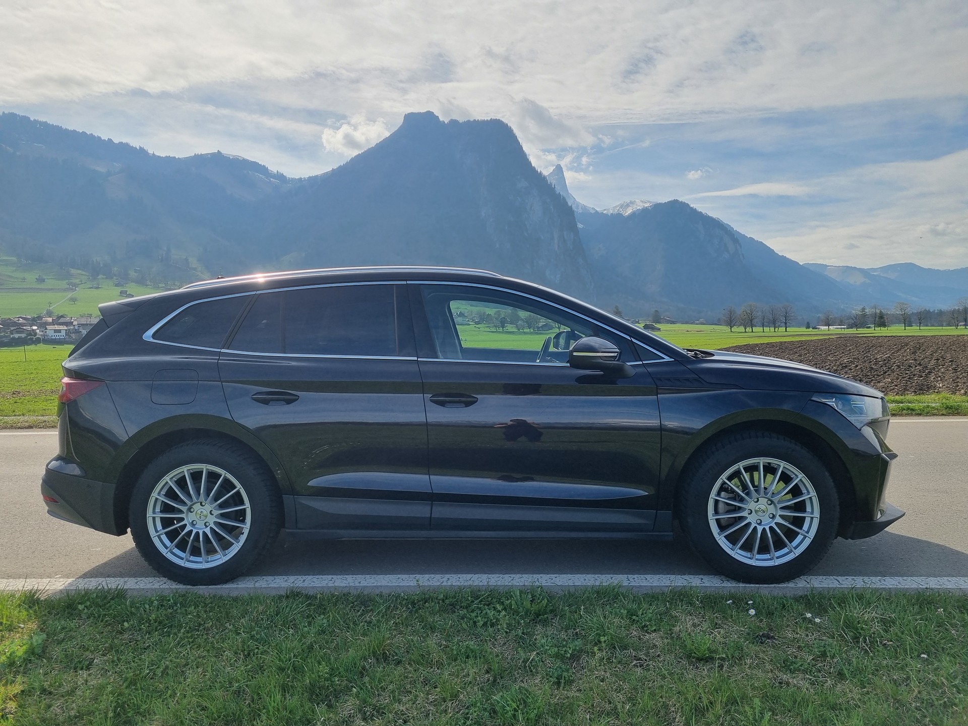 SKODA Enyaq iV 80 Ultra inkl. Anhängerkupplung 8-fach Rad mit Batterietest Gesundheitszustand perfekt-image-6