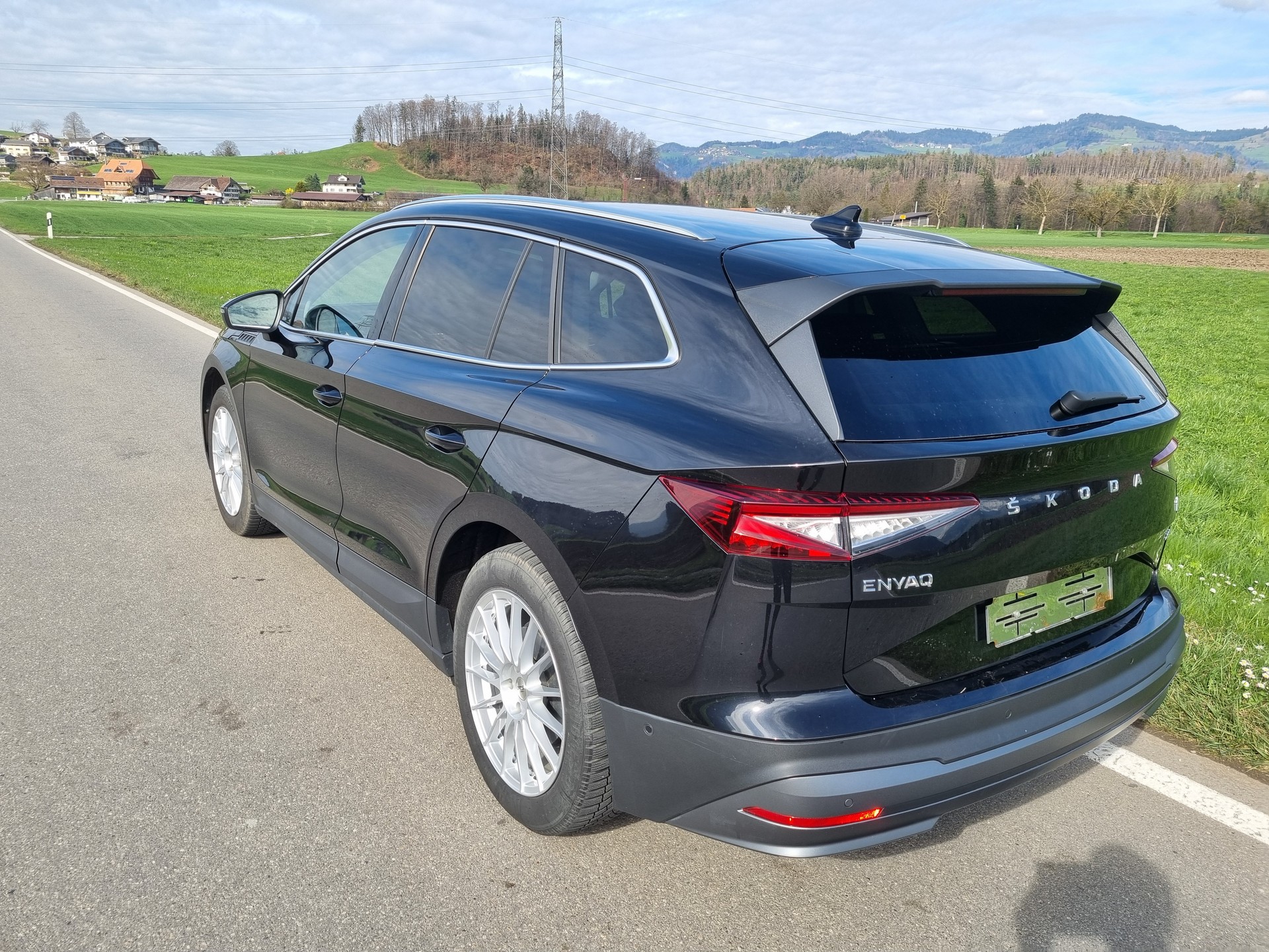 SKODA Enyaq iV 80 Ultra inkl. Anhängerkupplung 8-fach Rad mit Batterietest Gesundheitszustand perfekt-image-5