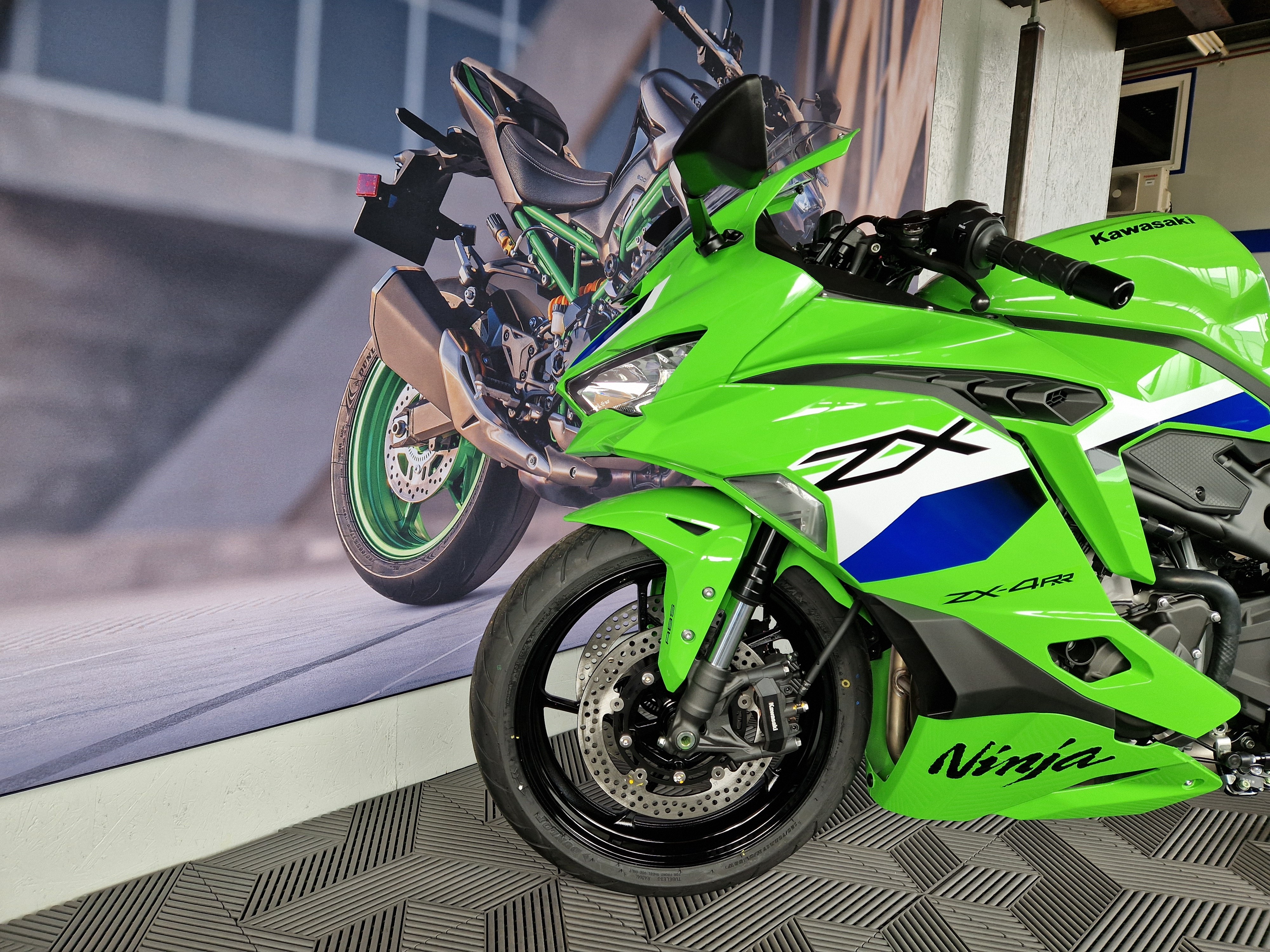 KAWASAKI Ninja ZX-4RR Kaufen