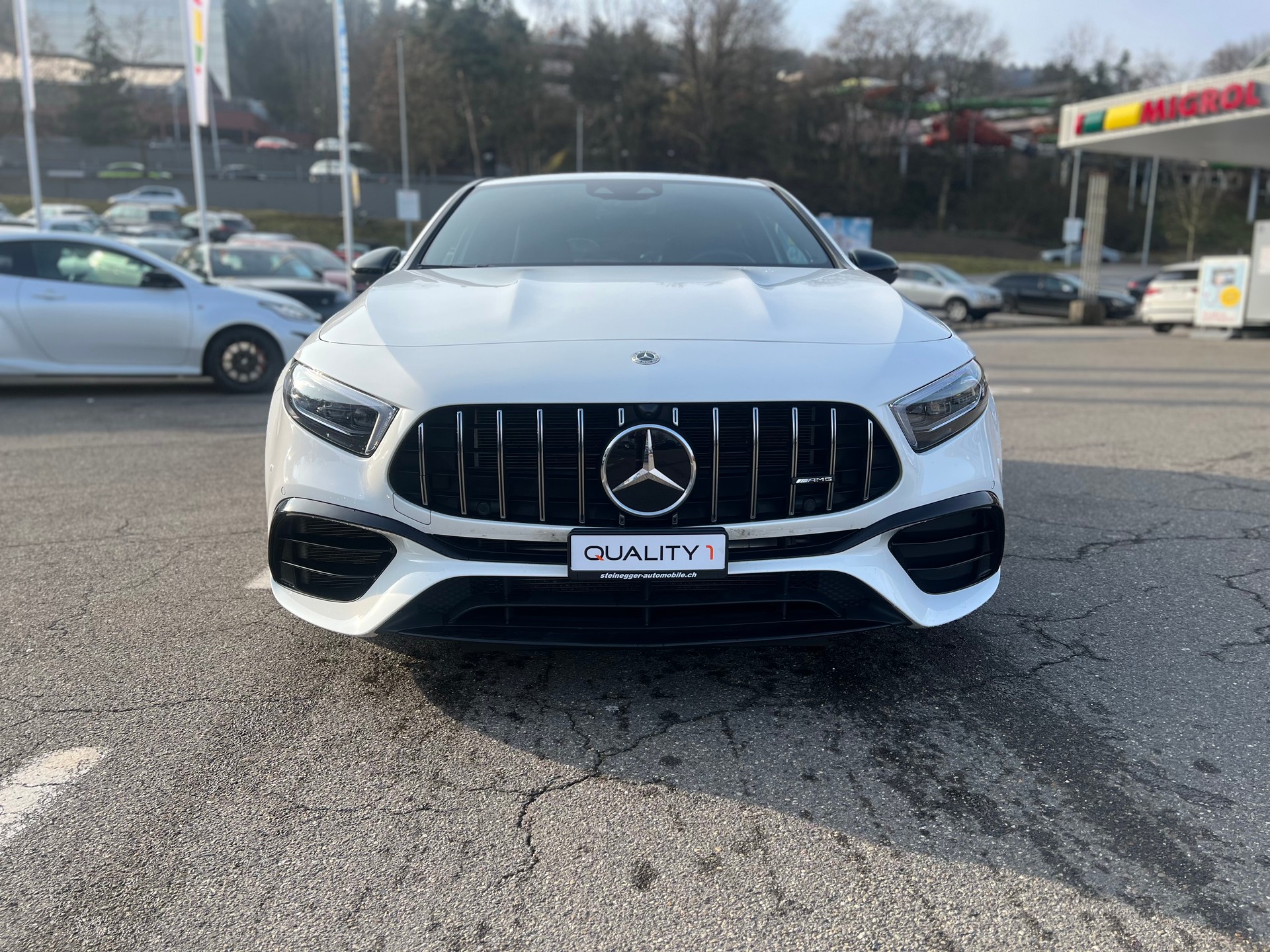 MERCEDES-BENZ A 45 S AMG 4Matic+ Speedshift-showroom-element-1