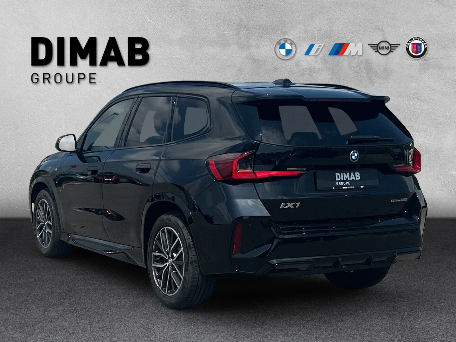 BMW iX1 eDrive 20 Edition M Sport-showroom-element-2