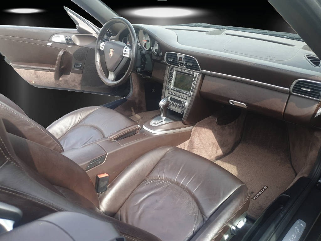 PORSCHE 911 Cabriolet 3.8 Carrera 4S-image-14