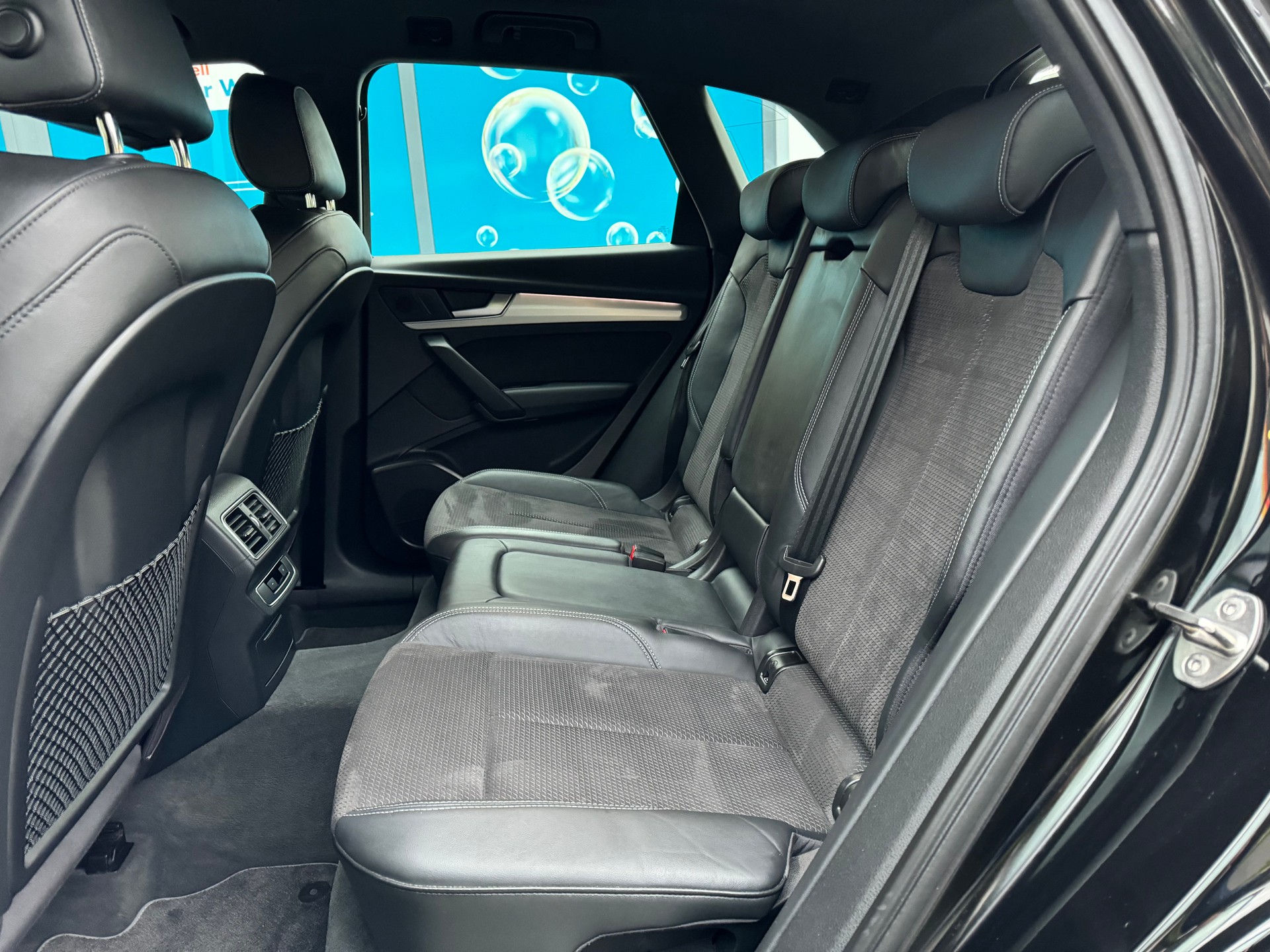 AUDI Q5 2.0 TDI sport quattro-image-8