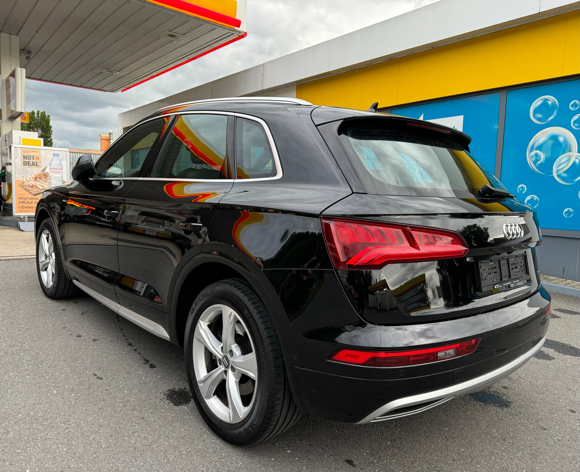 AUDI Q5 2.0 TDI sport quattro-image-5