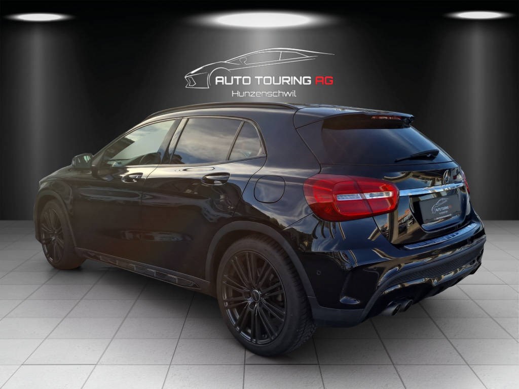 MERCEDES-BENZ GLA 250 AMG Line 4m Black-Line-image-4