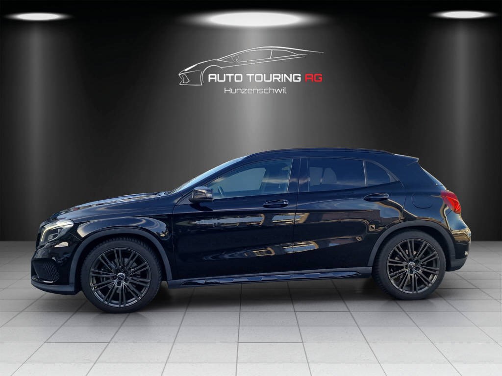 MERCEDES-BENZ GLA 250 AMG Line 4m Black-Line-image-5