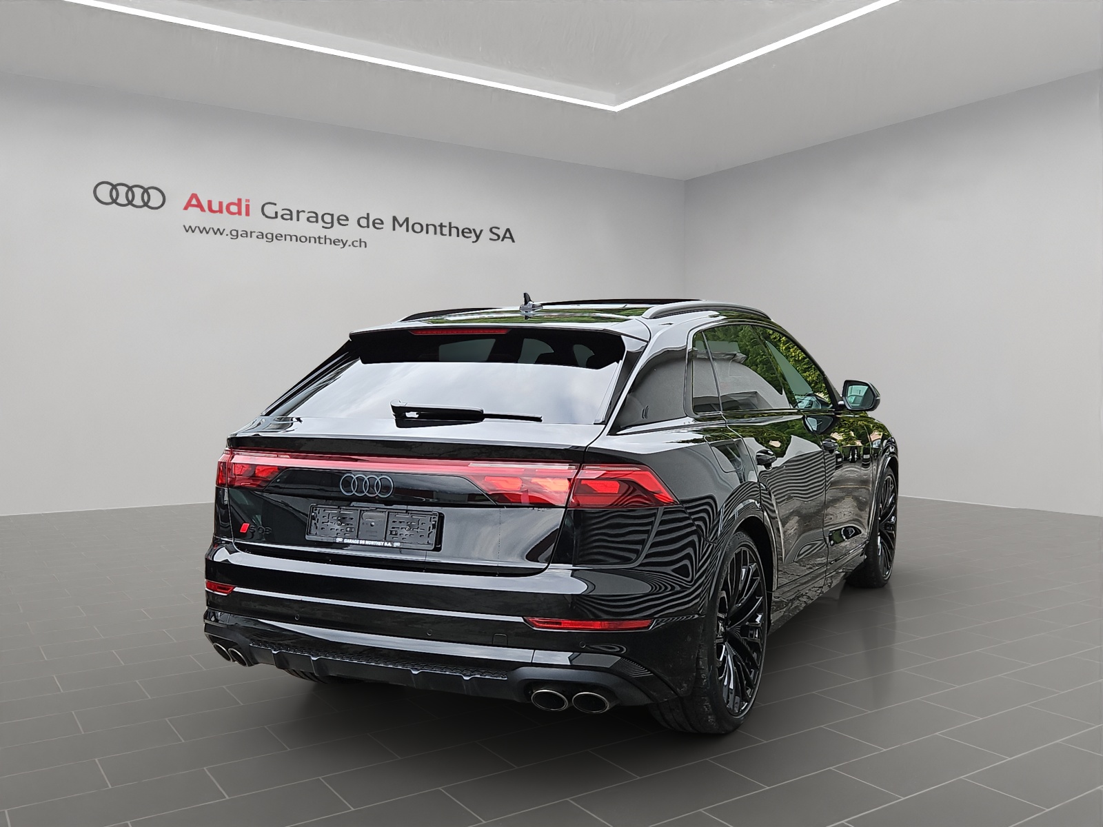 AUDI SQ8 SUV TFSI quattro tiptronic-showroom-element-3