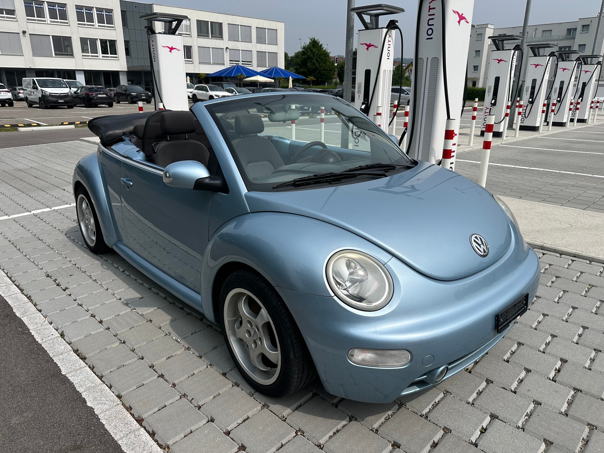 VW Beetle Cabrio 1.6