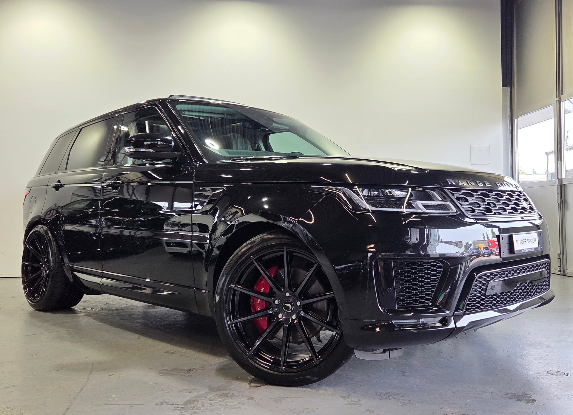 LAND ROVER Range Rover Sport 5.0 V8 SC HSE Dynamic-showroom-element-2