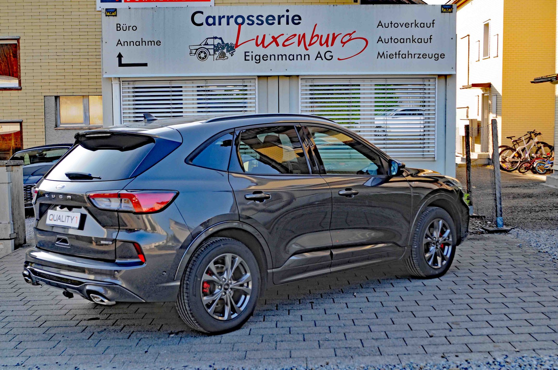 FORD Kuga 2.5 FHEV Titanium X 4WD-showroom-element-2