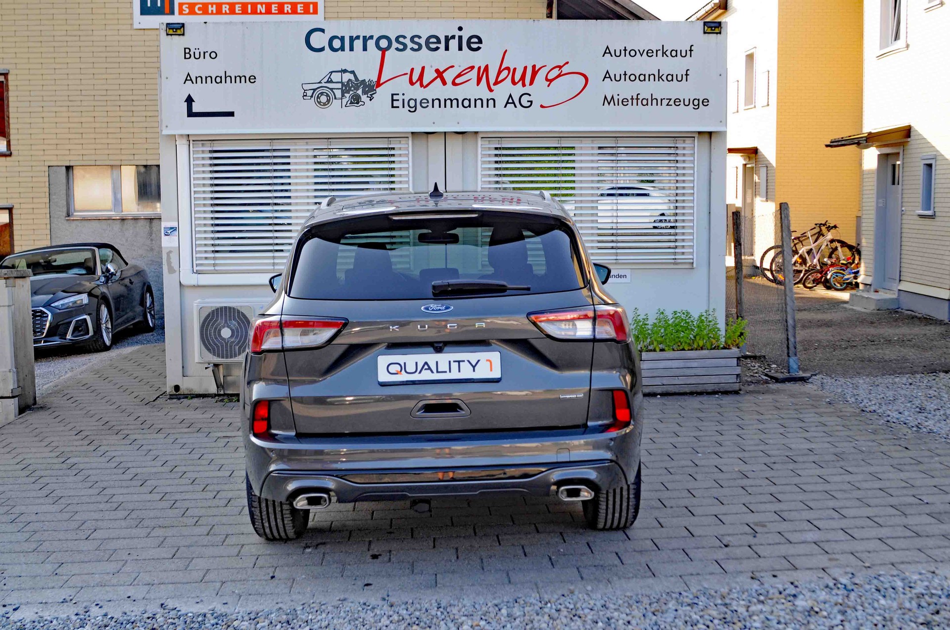 FORD Kuga 2.5 FHEV Titanium X 4WD-showroom-element-3