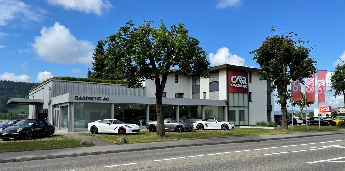 SKODA Enyaq 80 / CH-Fahrzeug-business-17