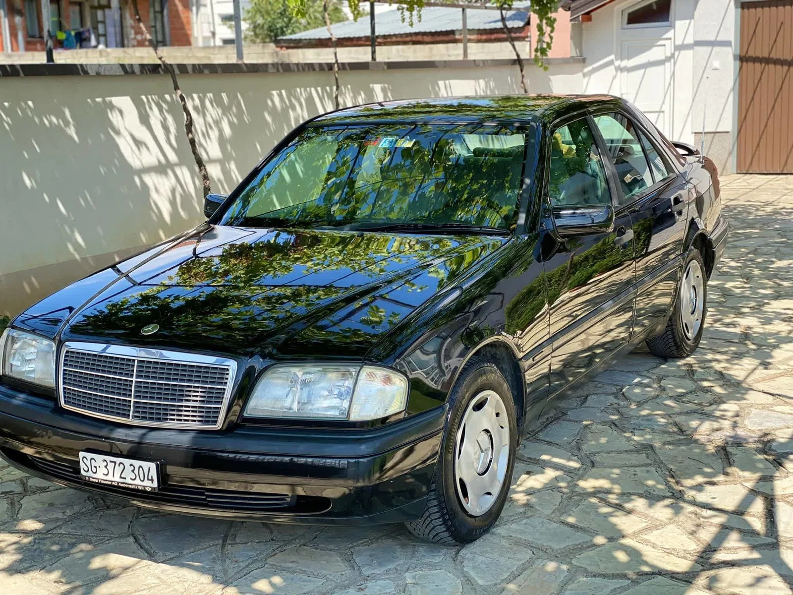 MERCEDES-BENZ C 250 TD Classic-image-3
