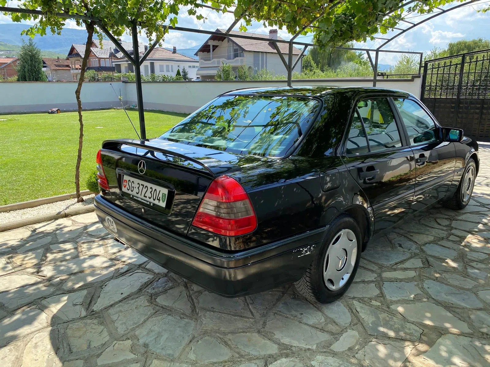 MERCEDES-BENZ C 250 TD Classic-image-6