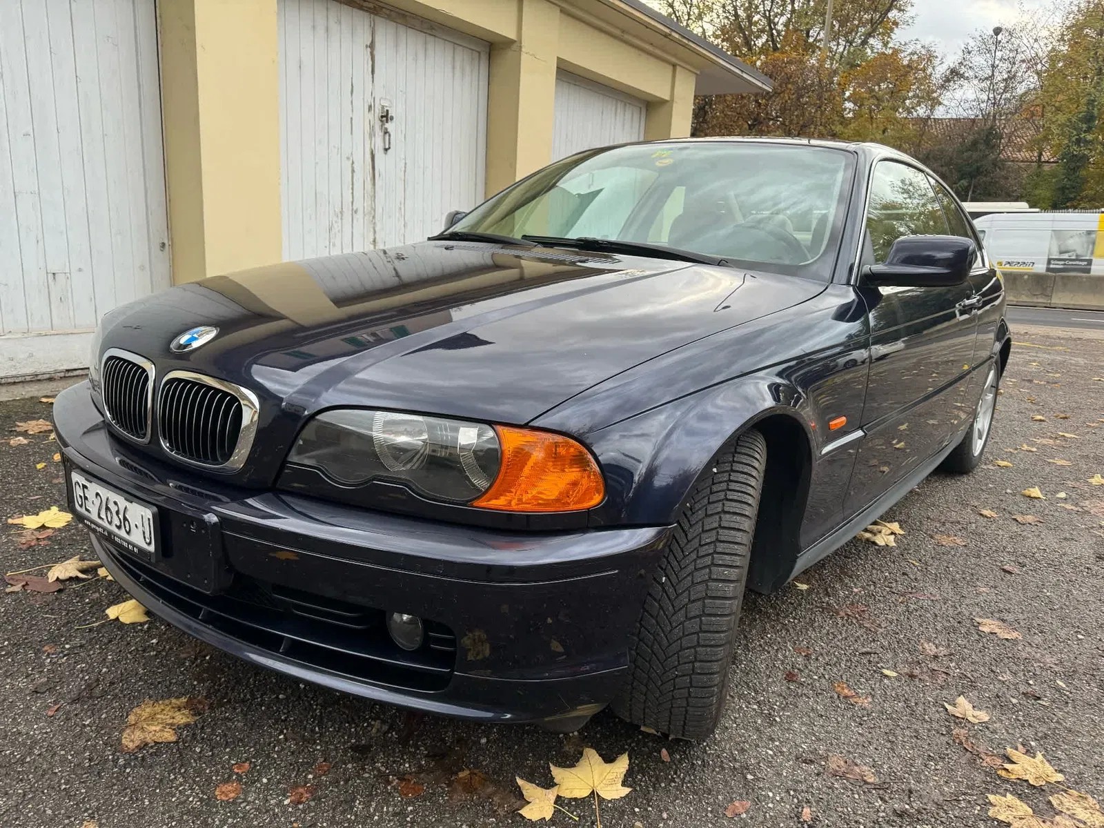 BMW 325Ci Coupé-image-0