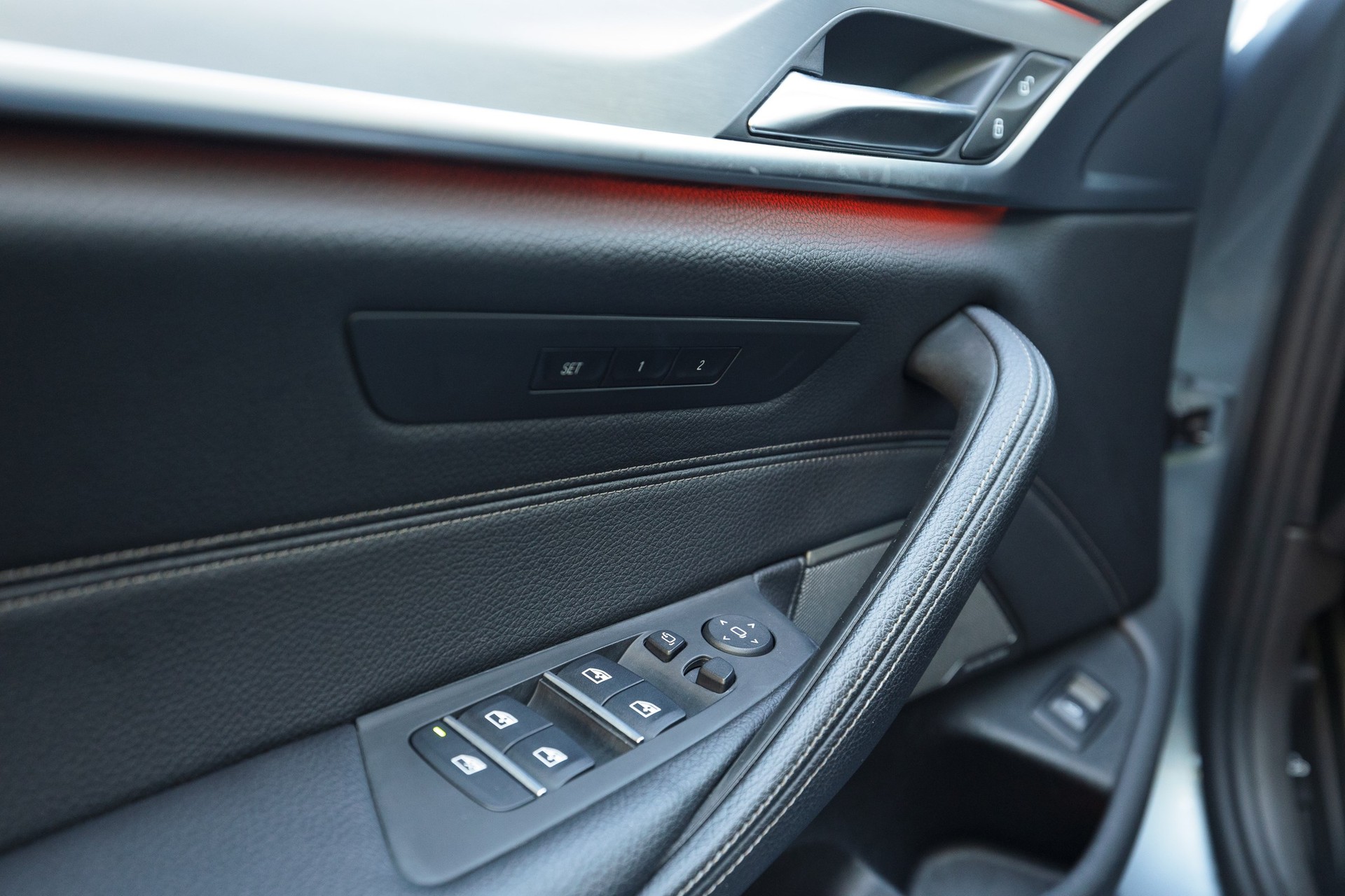 BMW 530d Touring Luxury Line Steptronic-image-13