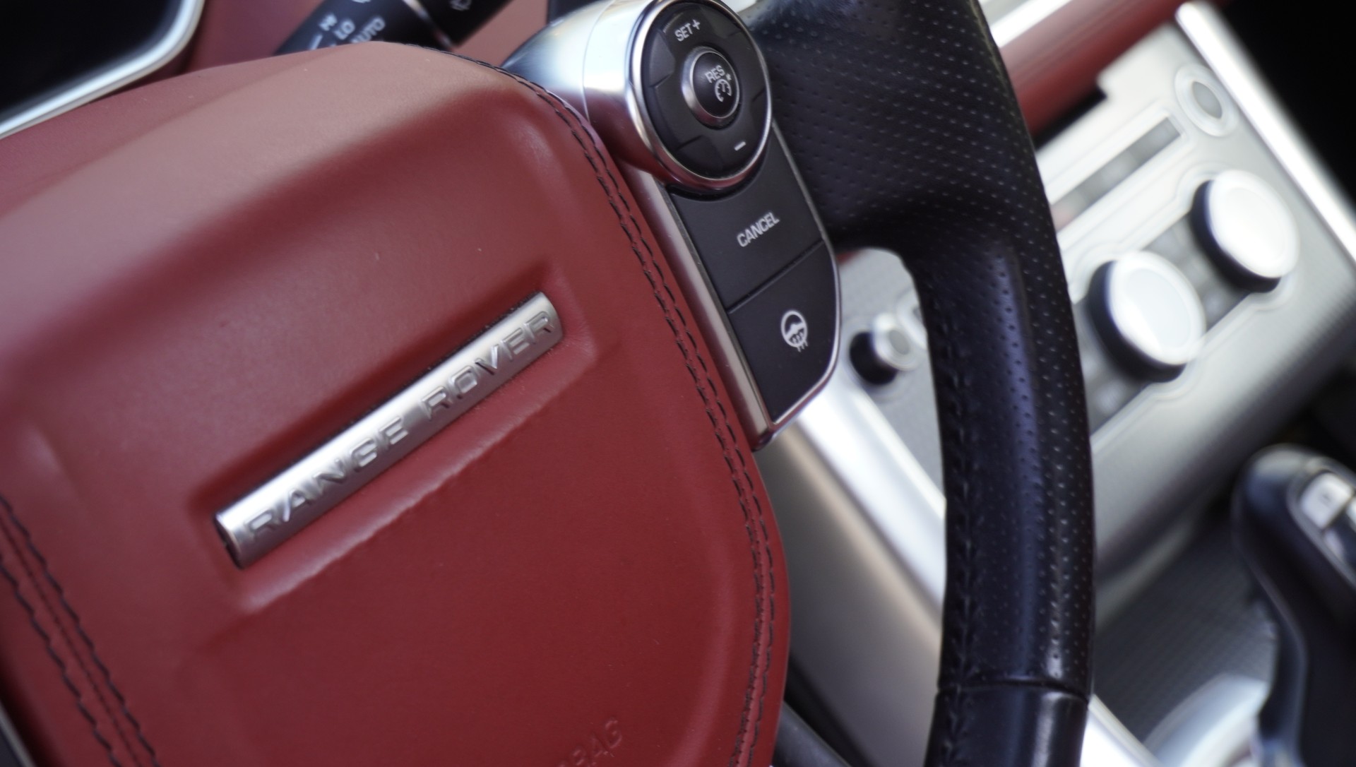 LAND ROVER Range Rover Sport 4.4 SDV8 Autobiography Automatic-image-8