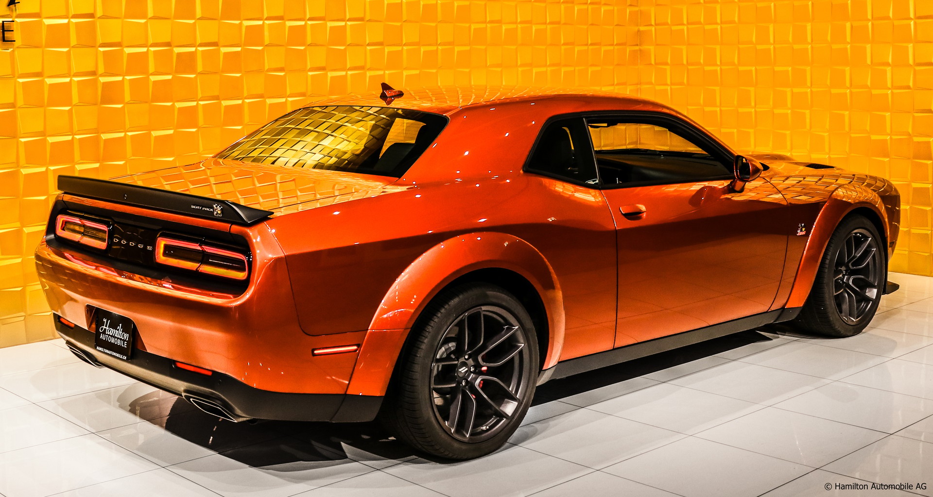 DODGE Challenger R/T 6.4L V8 Scat Pack Widebody CINNAMON STICK-image-7