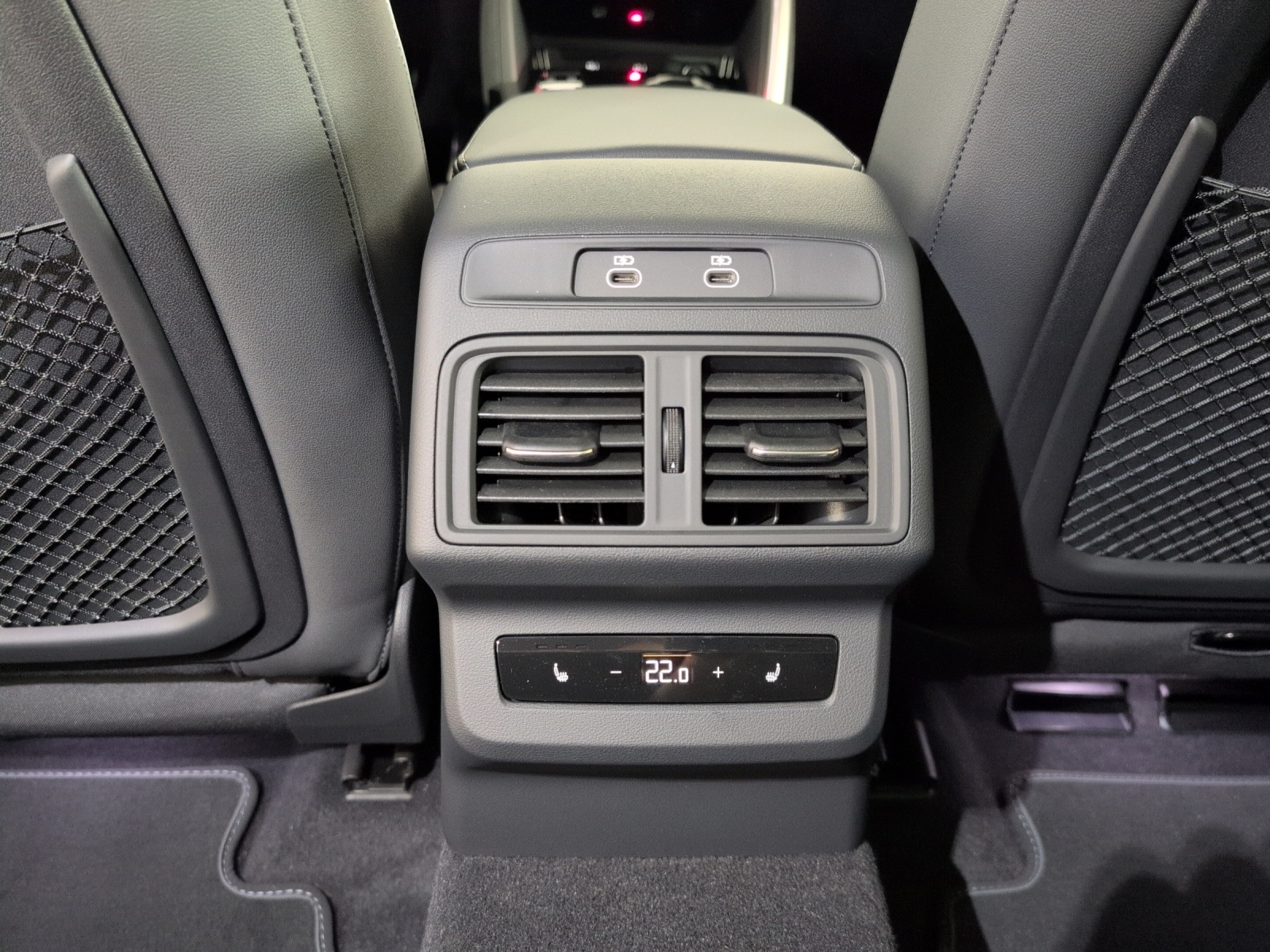 AUDI Q5 TFSI quatto 150 kW S-tronic-image-15