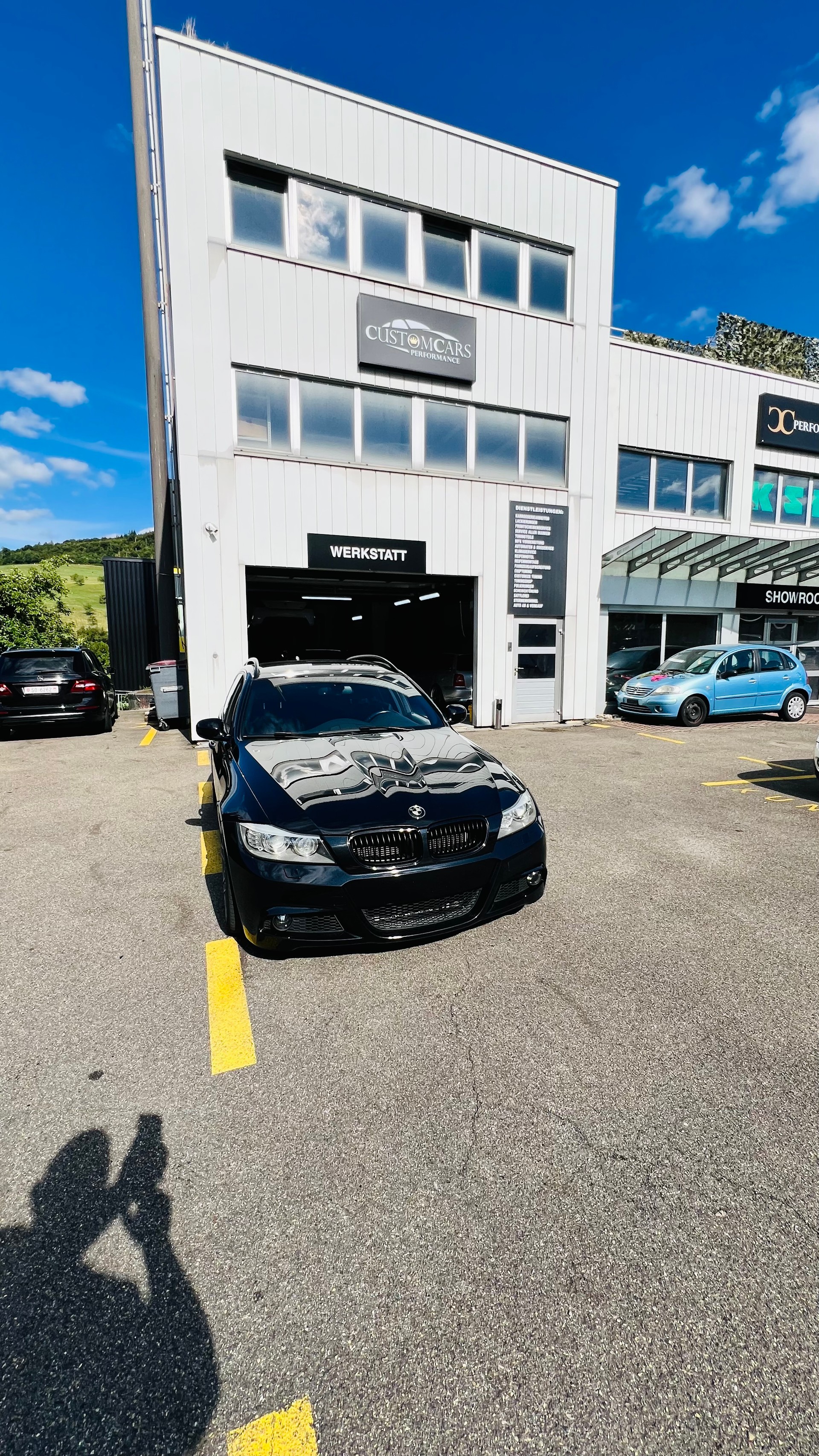 BMW 335i xDrive Touring Steptronic-image-1