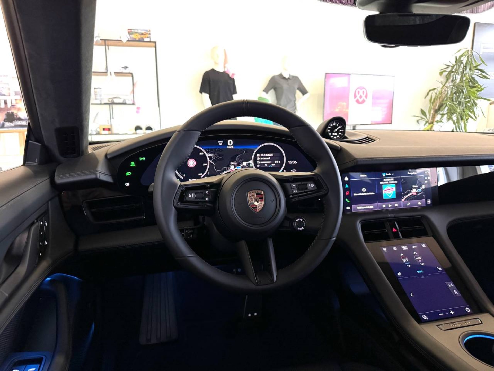 PORSCHE Taycan GTS Sport Turismo-image-13