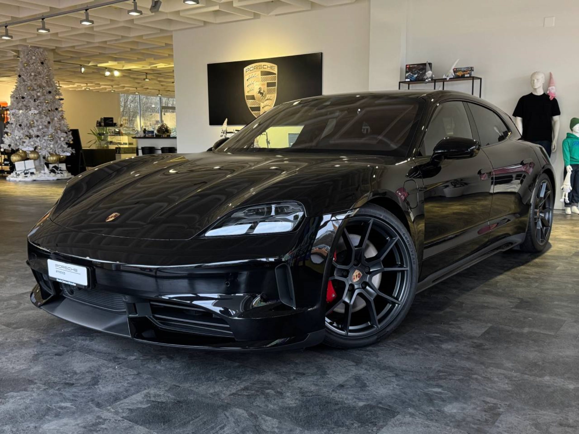 PORSCHE Taycan GTS Sport Turismo-image-0