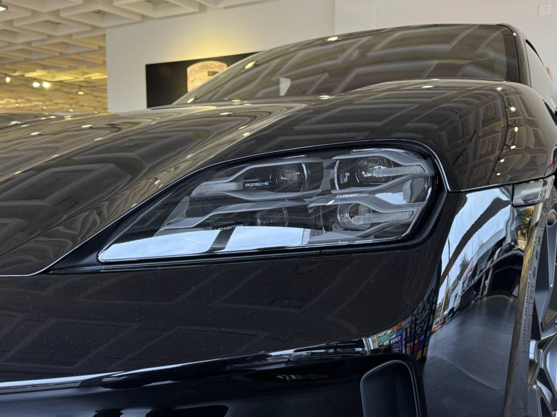 PORSCHE Taycan GTS Sport Turismo-image-32
