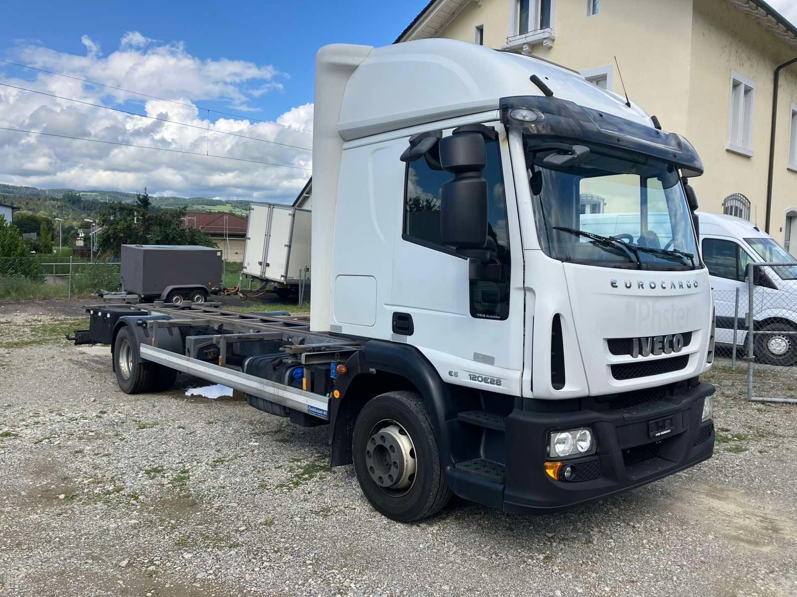 IVECO EUROCARGO-image-1