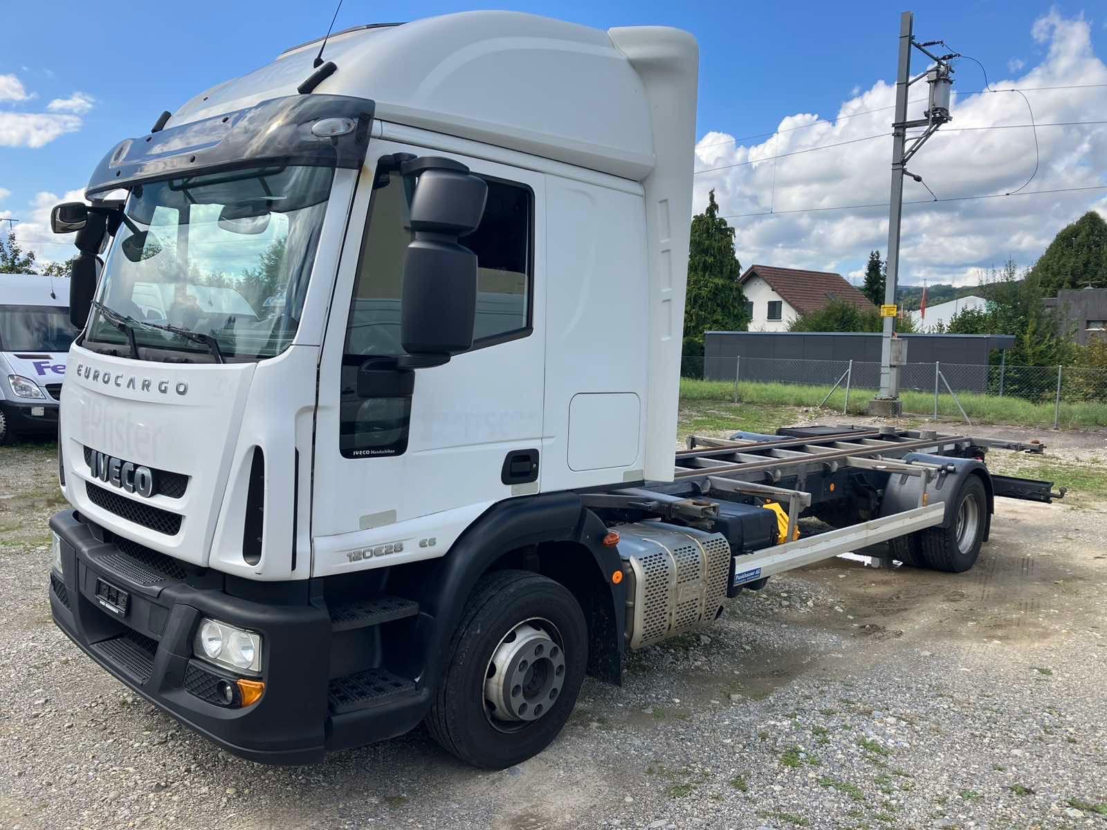 IVECO EUROCARGO-image-2