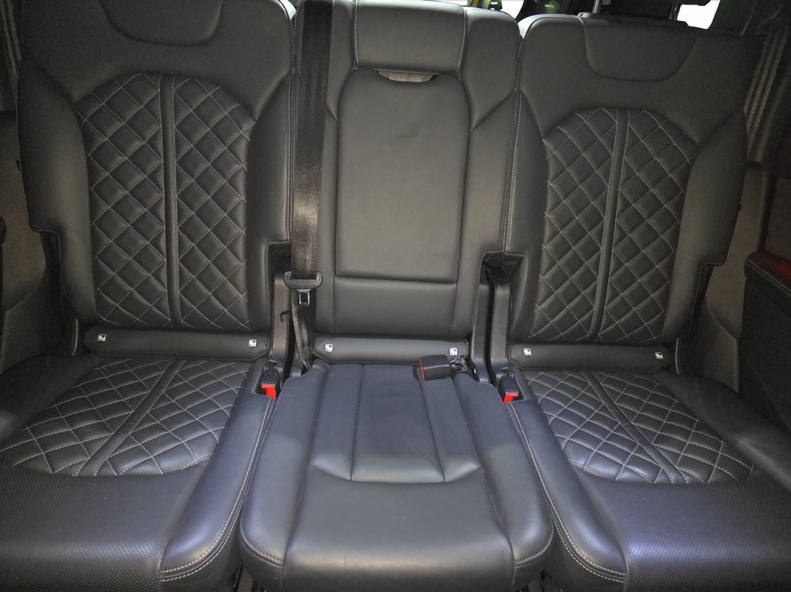 AUDI SQ7 TFSI quattro tiptronic-image-7