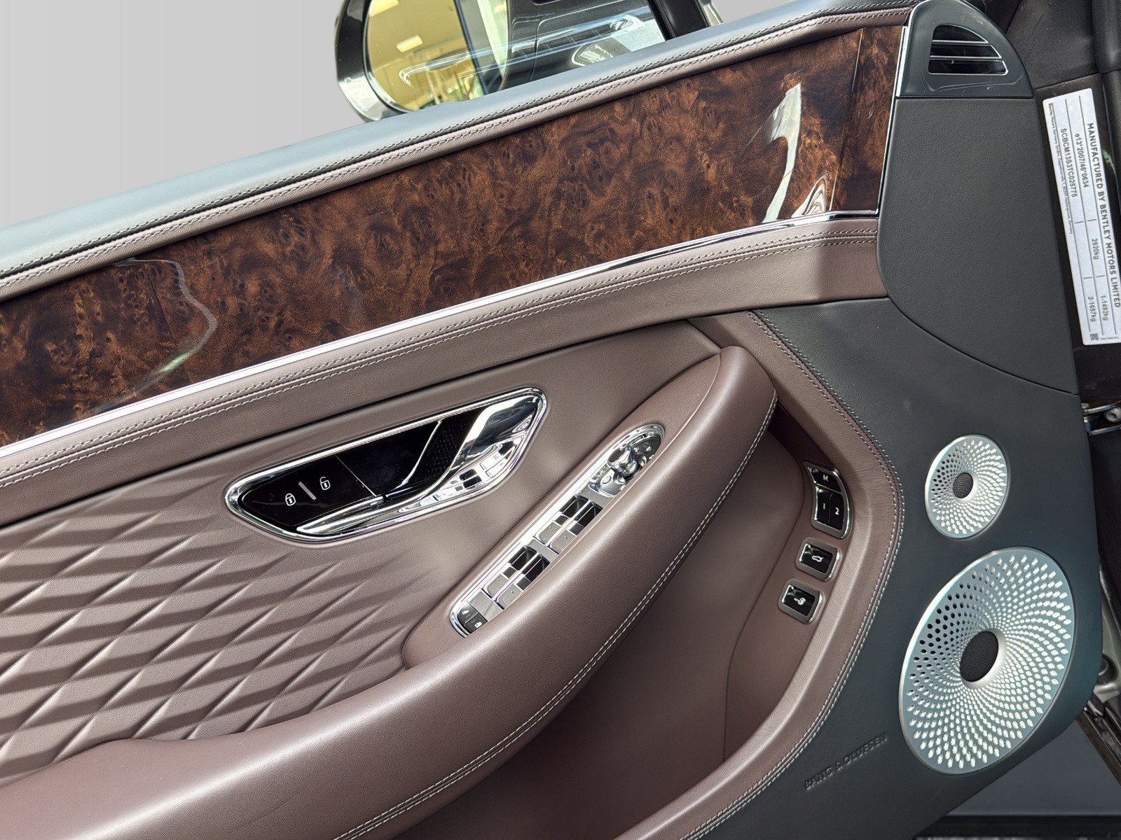 BENTLEY Continental GT V8 Hybrid Azure-image-12