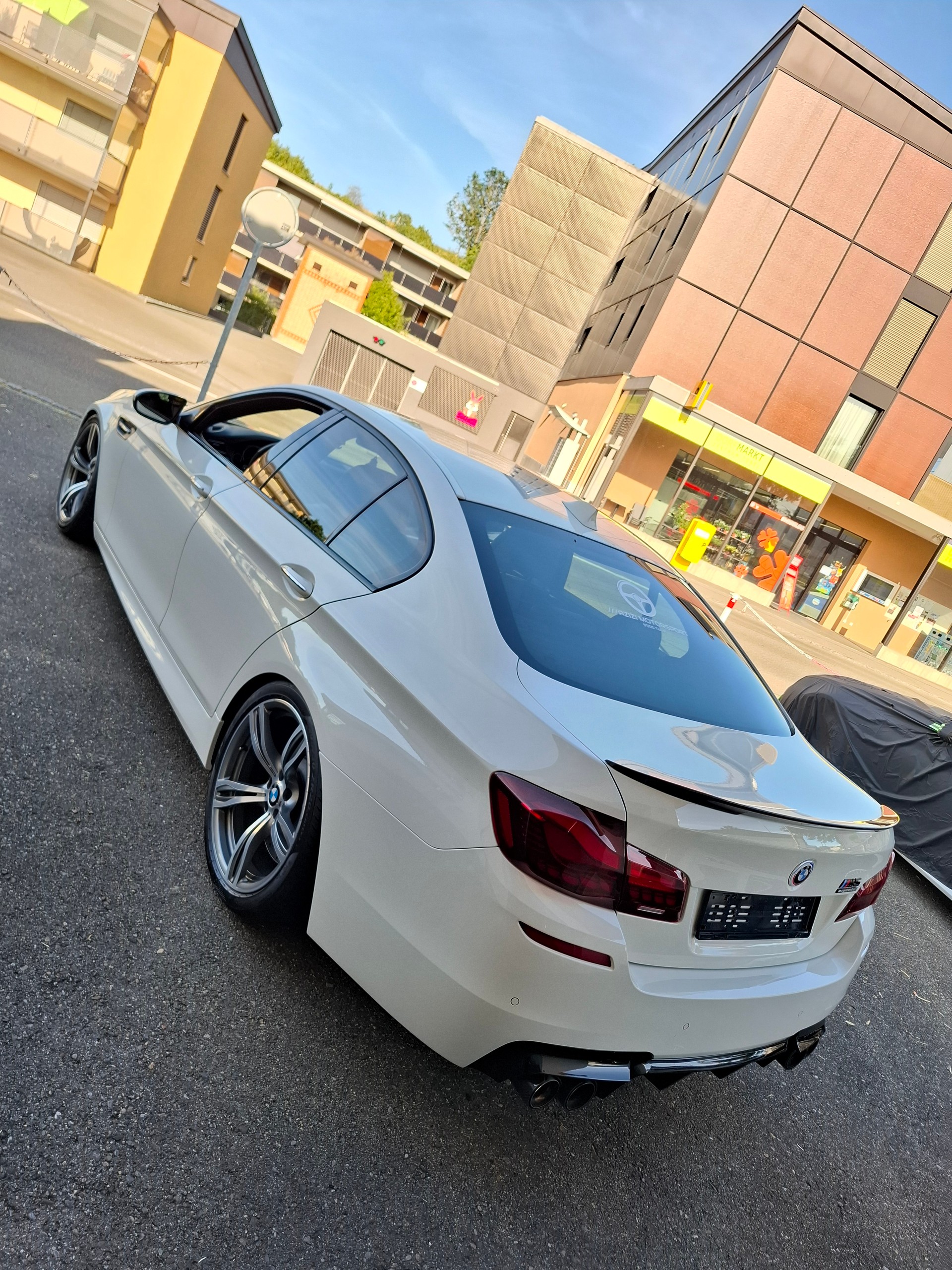 BMW M5 Drivelogic-image-2