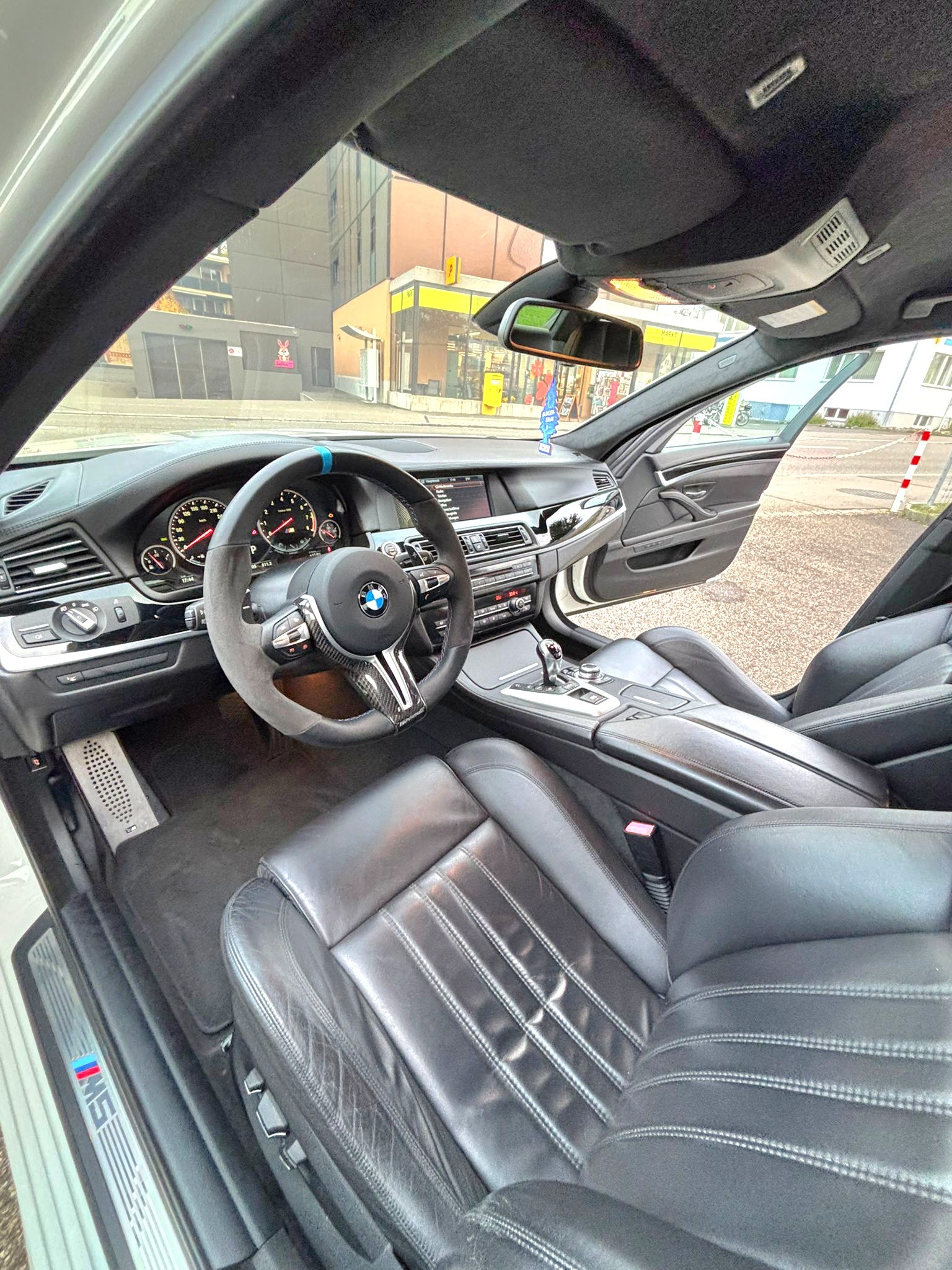 BMW M5 Drivelogic-image-11