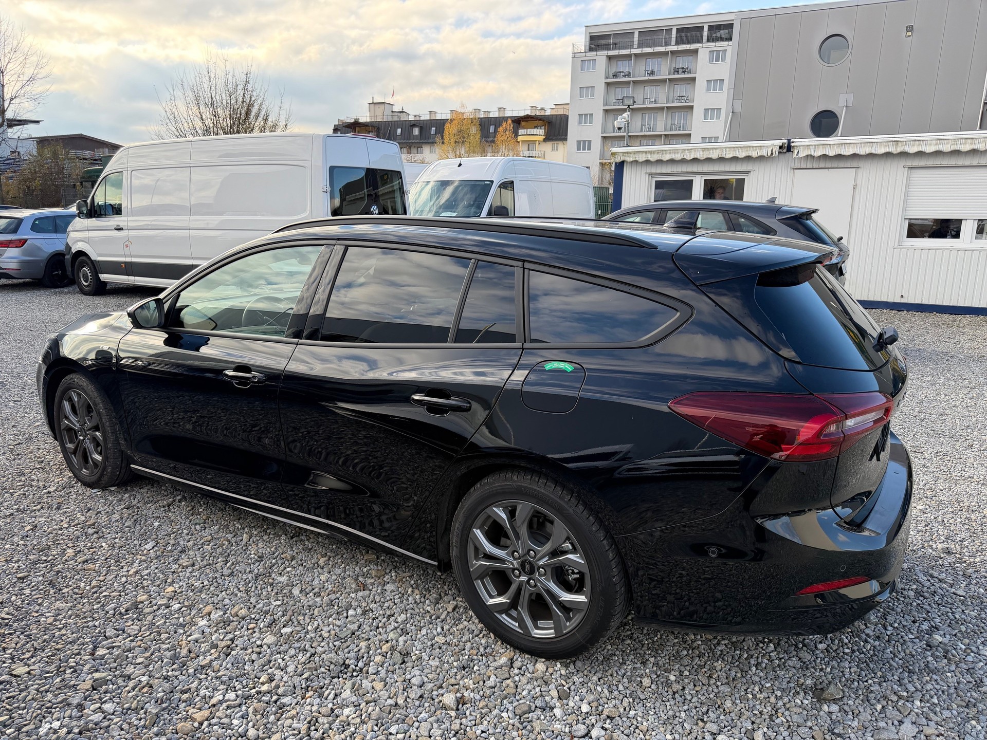 FORD Focus 1.0 MHEV ST-Line Automat-image-7