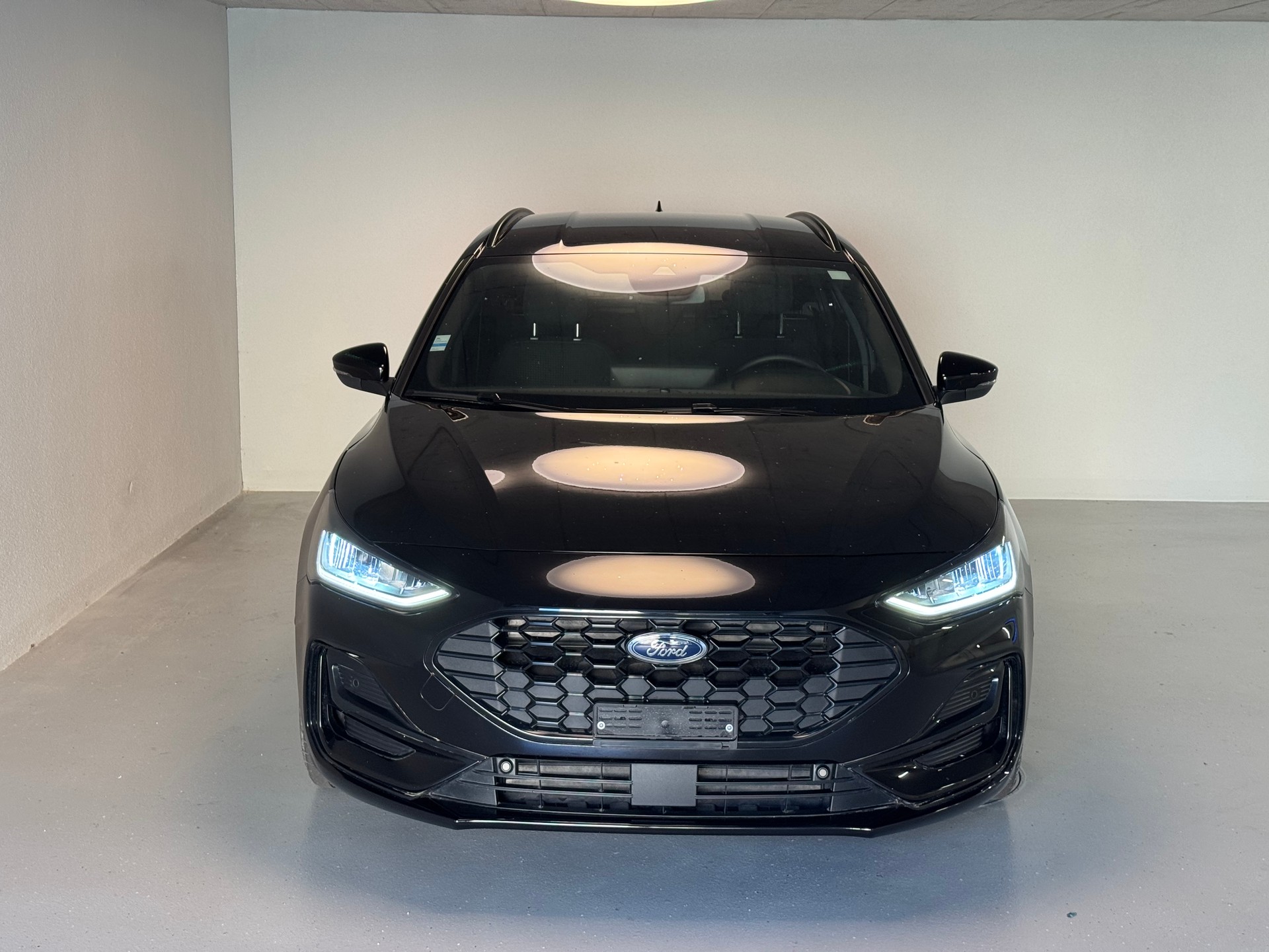 FORD Focus 1.0 MHEV ST-Line Automat-image-1