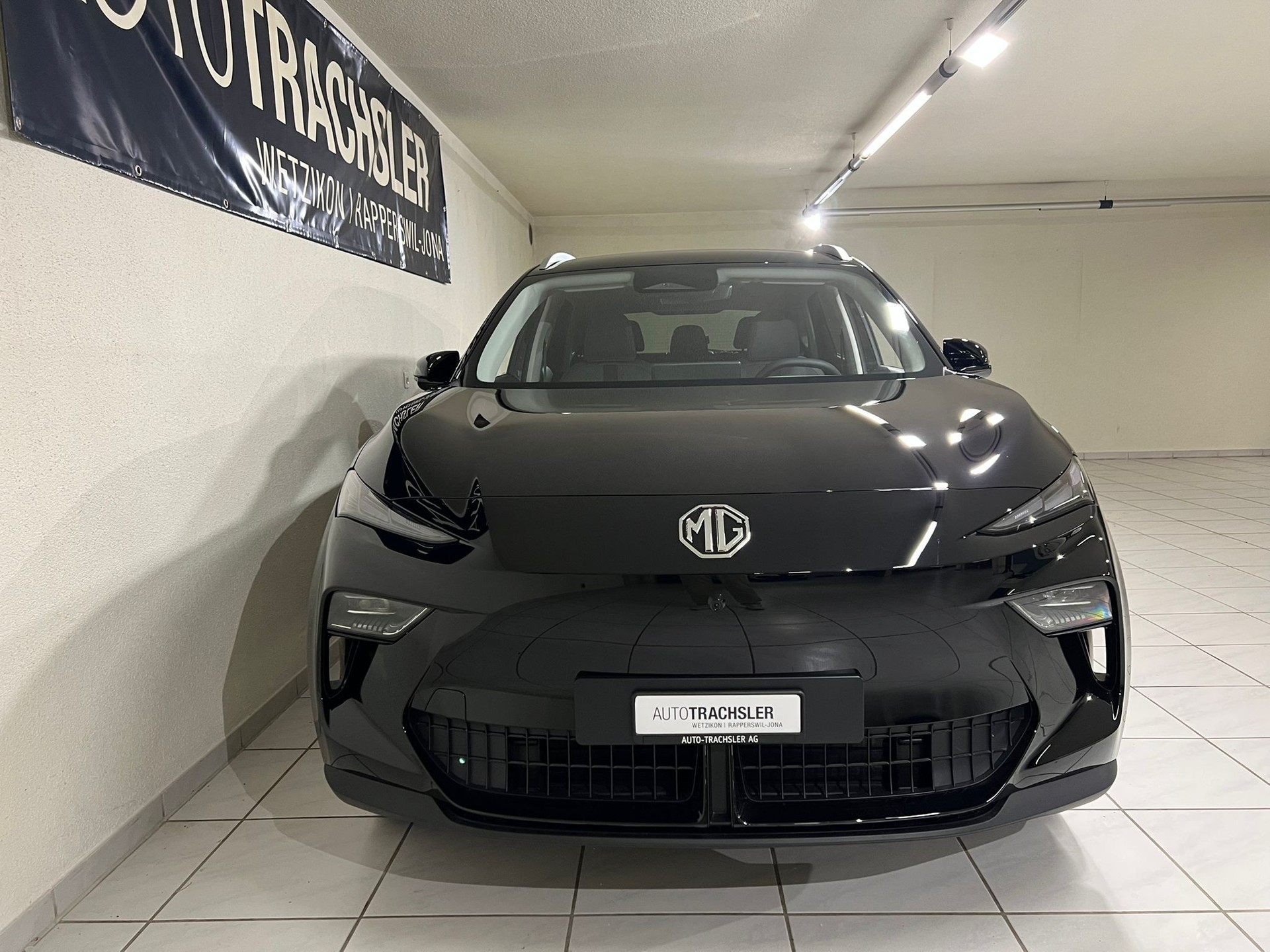 MG S5 EV 64kWh Luxury-image-3