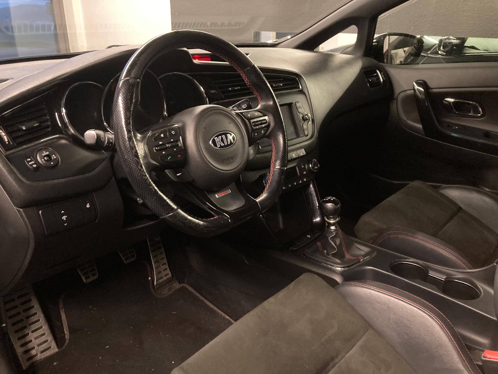 KIA Cee'd 1.6 GDi GT mit 8x Aluräder-image-4