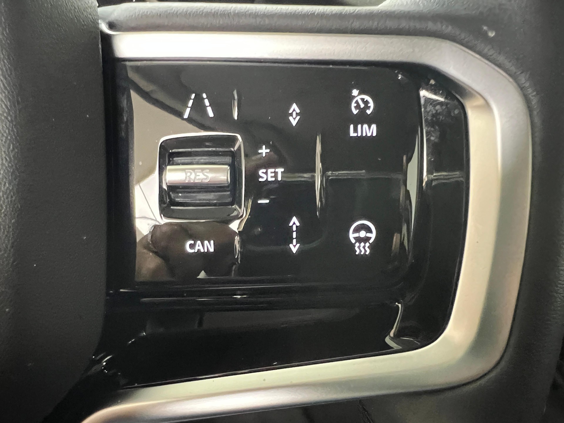 LAND ROVER Discovery Sport 2.0 SD4 200 SE / Jetzt mit attraktivem 1.99% Leasing-image-15