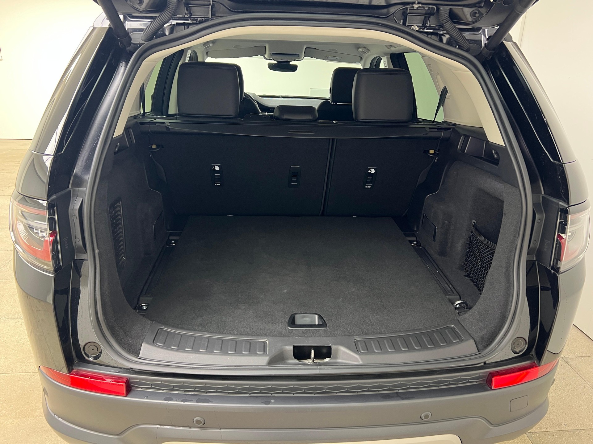 LAND ROVER Discovery Sport 2.0 SD4 200 SE / Jetzt mit attraktivem 1.99% Leasing-image-5