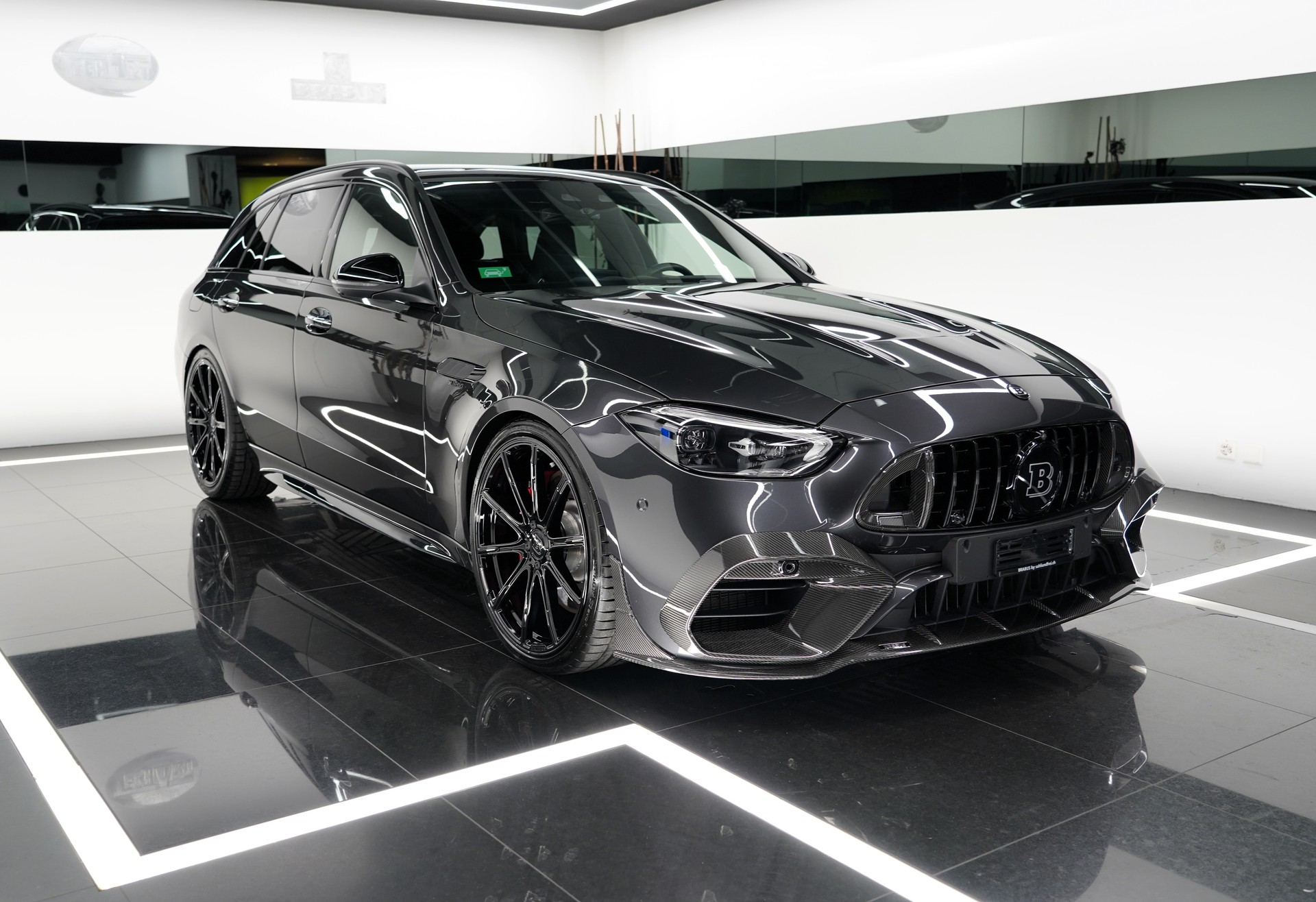 MERCEDES-BENZ C 63 AMG S T E Perf. BRABUS 730-showroom-element-1