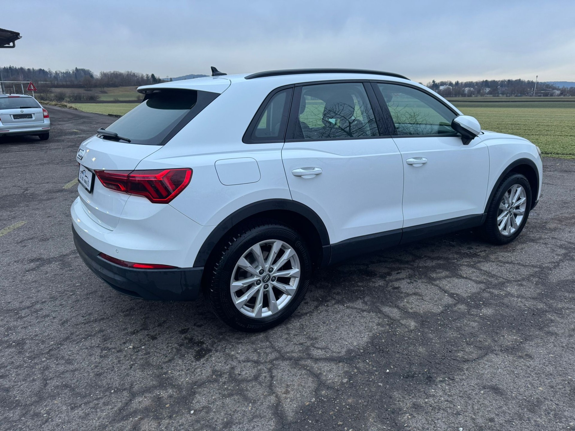 AUDI Q3 35 TFSI advanced S-tronic-image-5