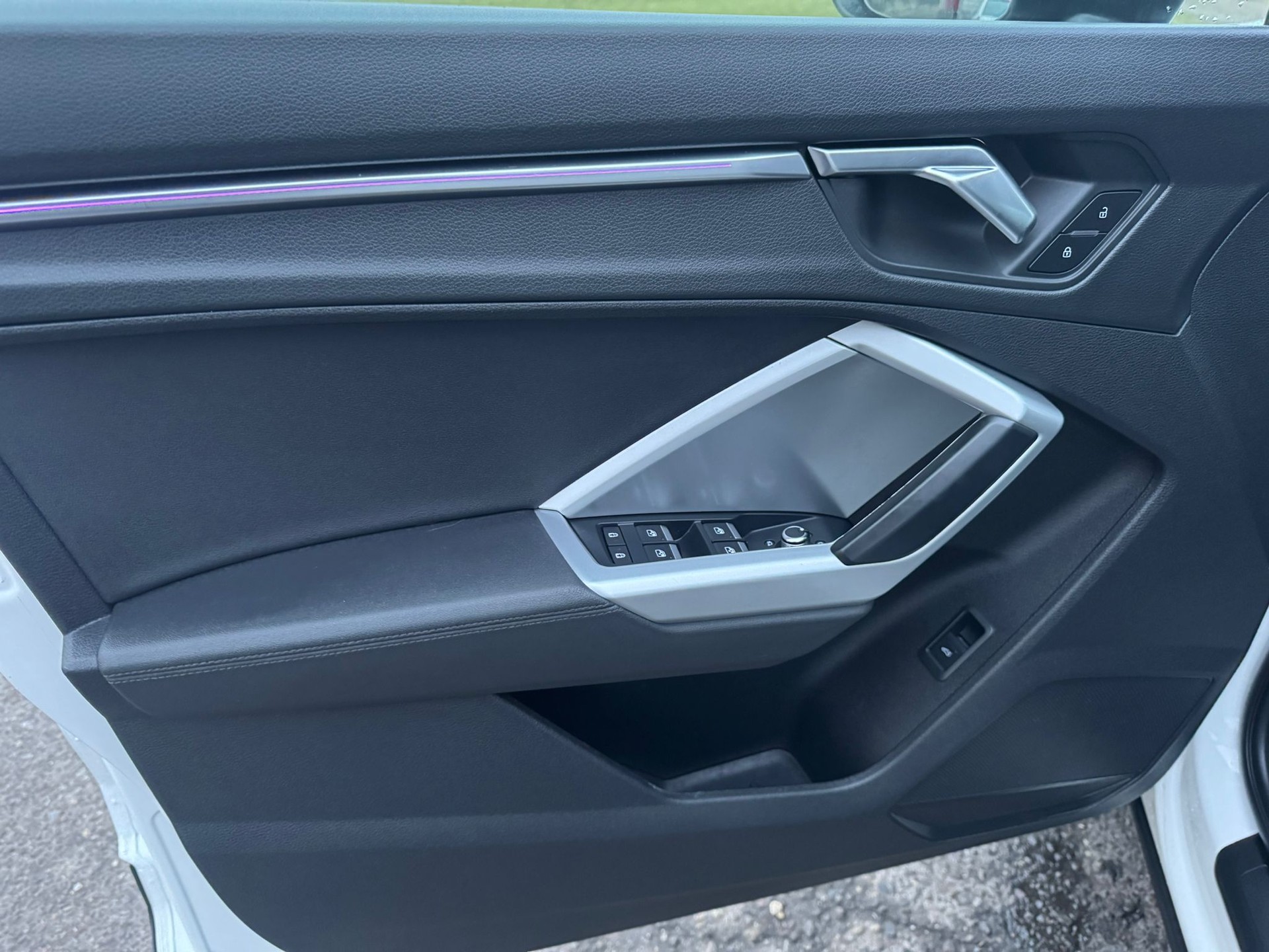 AUDI Q3 35 TFSI advanced S-tronic-image-16