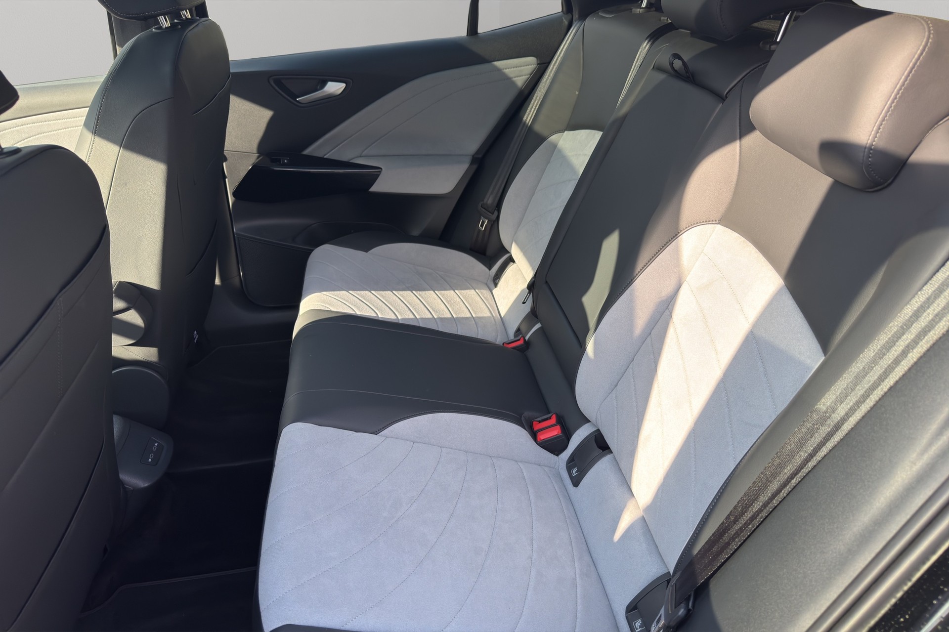 VW ID.3 Pro S 79 kWh Pro S United-image-5